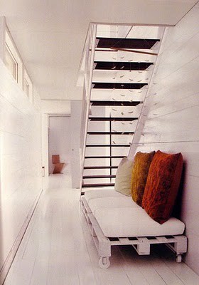 decocrush_today_i_love_les_canapes_avec_des_palettes15