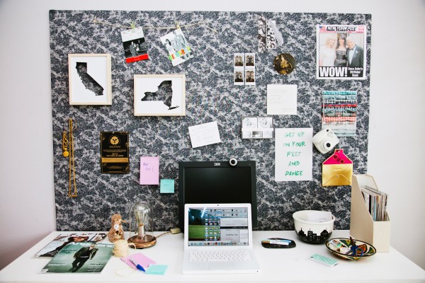 DIY : Un grand mood board pour accessoiriser son bureau | www.decocrush.fr