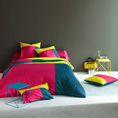 Shopping : 10 ensembles de lit modernes, graphiques et colorés | www.decocrush.fr