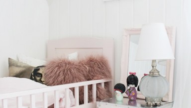 Décoration chambre de petite fille chic et cosy