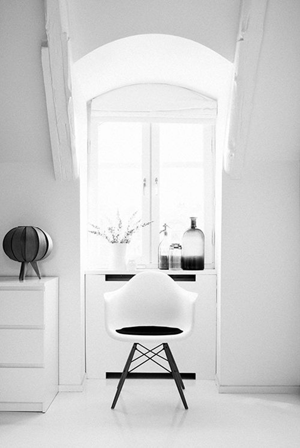 Noir et blanc : 15 idées déco pour un look scandinave très chic ! sur @decocrush | www.decocrush.fr
