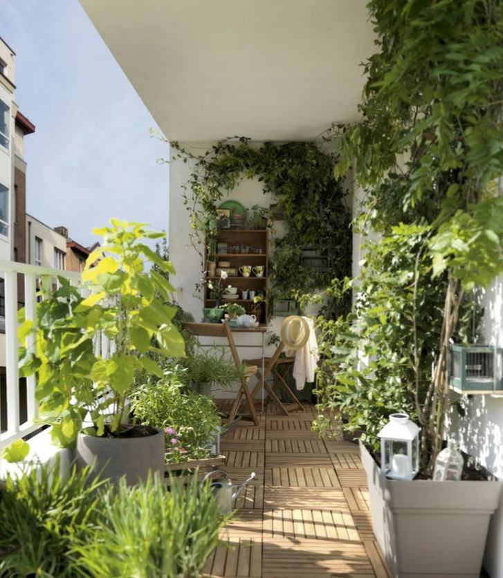 Comment se créer une belle terrasse à l'ombre cet été ? | www.decocrush.fr - @decocrush