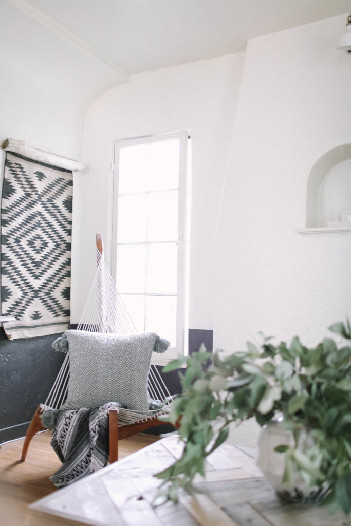 Visite déco | Un petit cottage à la déco délicieusement Kinfolk | @decocrush - www.decocrush.fr