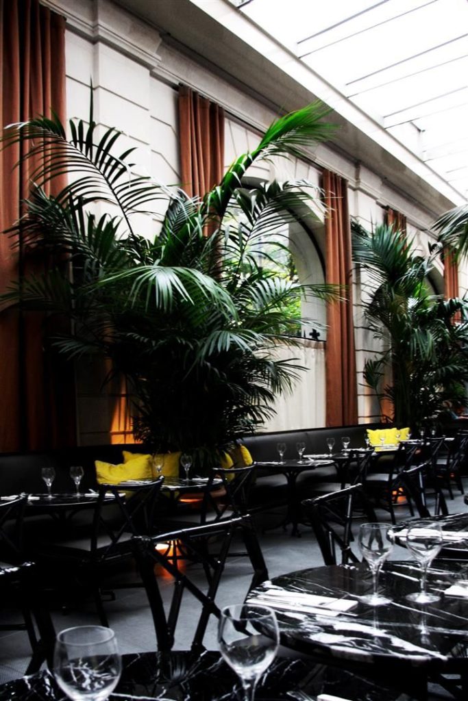 Travel : Café Artcurial, Paris | @decocrush - www.decocrush.fr