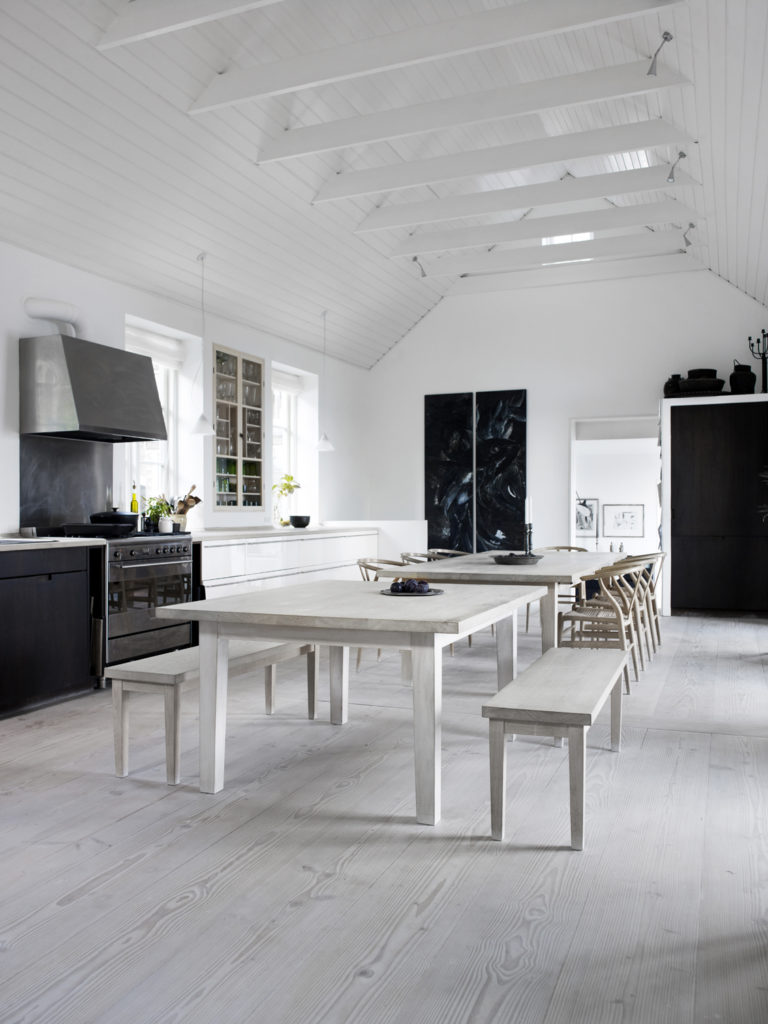 Une maison scandinave inspirée par le minimalisme japonais sur @decocrush - www.decocrush.fr