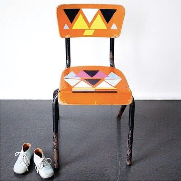 5 astuces pour customiser une chaise d'enfant : les stickers ! www.decocrush.fr @decocrush