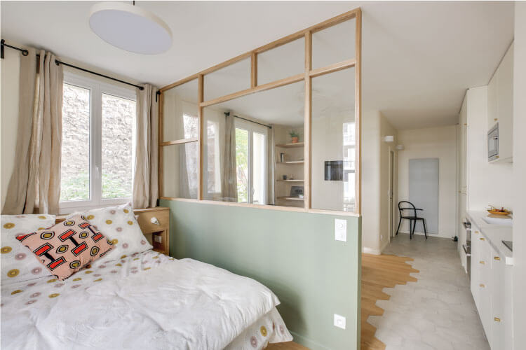 Un appartement parisien de 31 m2 entièrement rénové à découvrir sur www.decocrush.fr - @decocrush